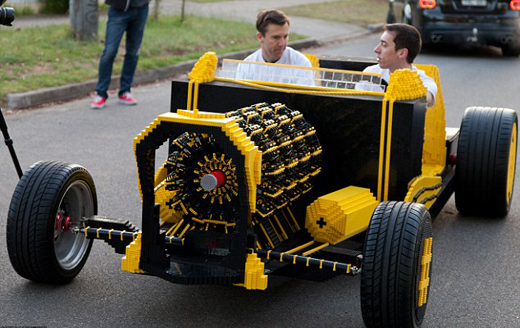 lego car 1